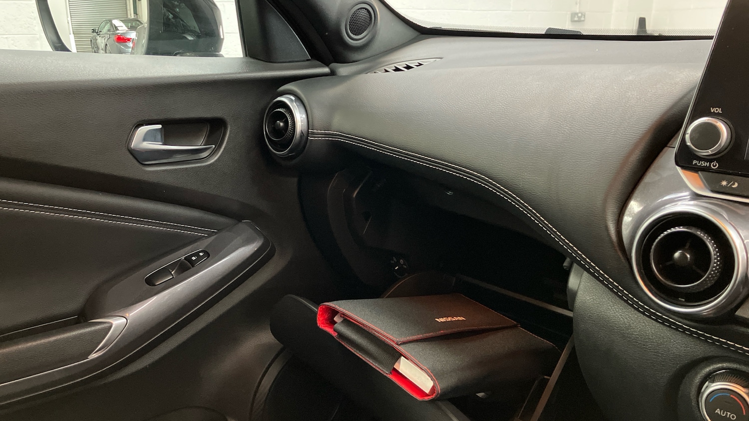 Used Nissan Juke 2023 for sale - 76960652: Photo 48