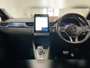 Used Renault Captur 2024 for sale - 76722703: Photo