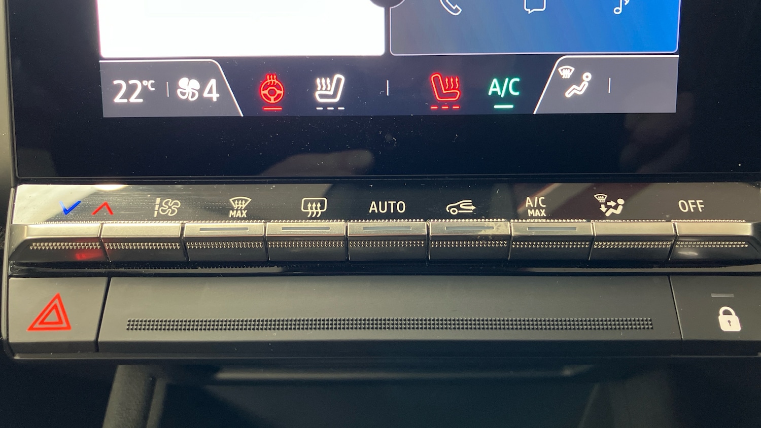 Used Renault Captur 2024 for sale - 76722703: Photo 54