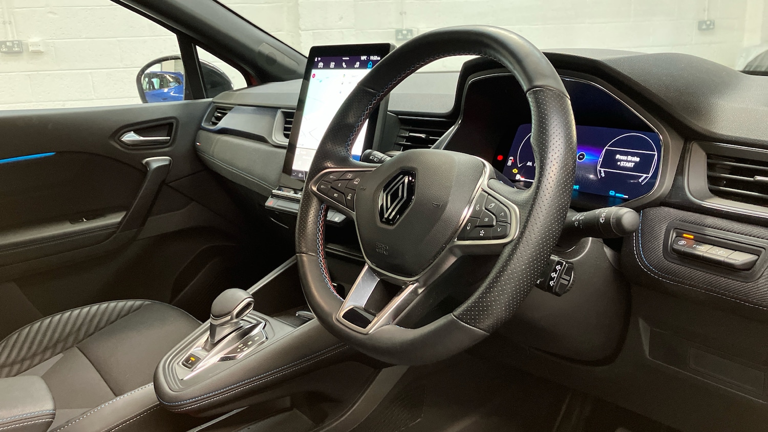 Used Renault Captur 2024 for sale - 76722703: Photo 6