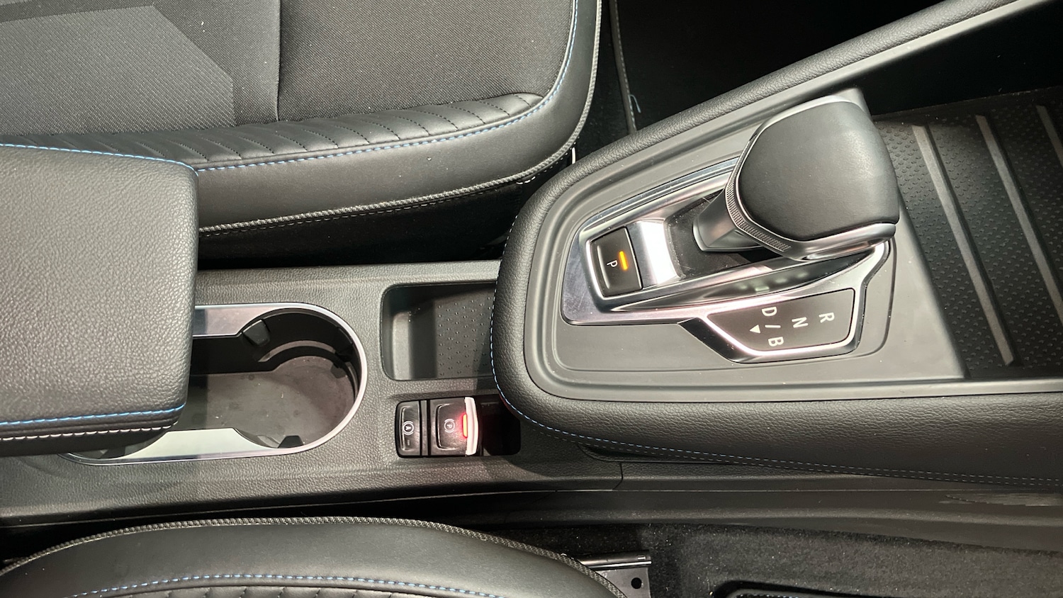 Used Renault Captur 2024 for sale - 76722703: Photo 61