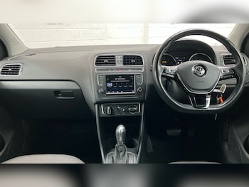 Used Volkswagen Polo 2017 for sale - 78667556: Photo