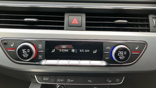 Used Audi A4 Allroad 2018 for sale - 76299290: Photo 49