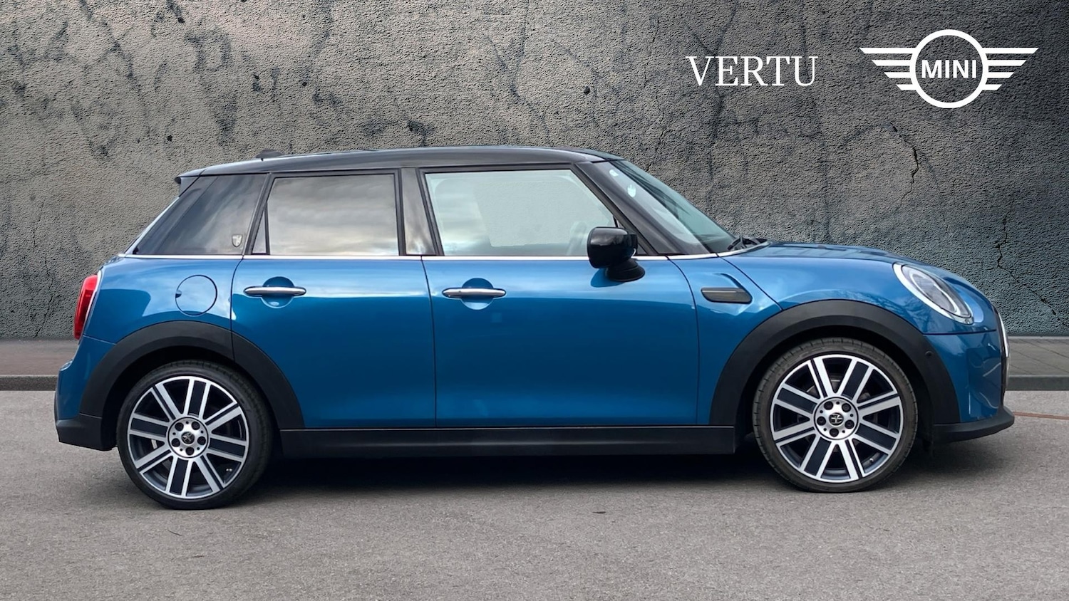 Used MINI Hatch 2023 for sale - 77847654: Photo 3