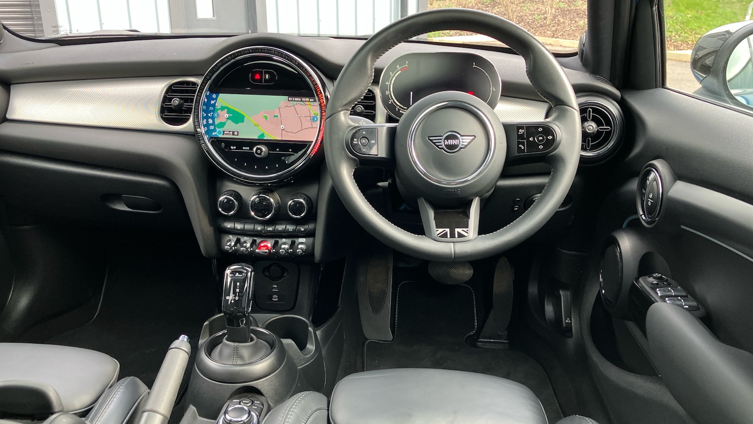 Used MINI Hatch 2023 for sale - 77847654: Photo 5