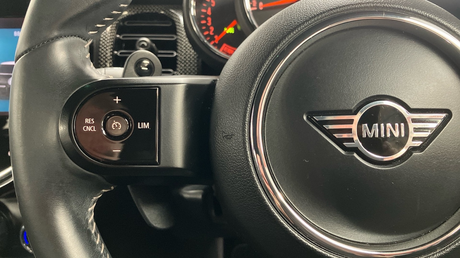 Used MINI Hatch 2022 for sale - 76764098: Photo 17