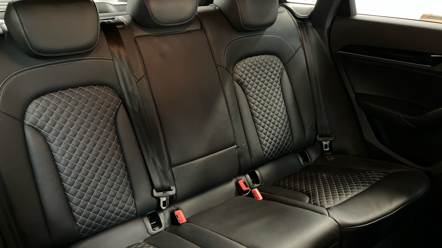 Used Audi RS Q3 2015 for sale - 76477779: Photo 12