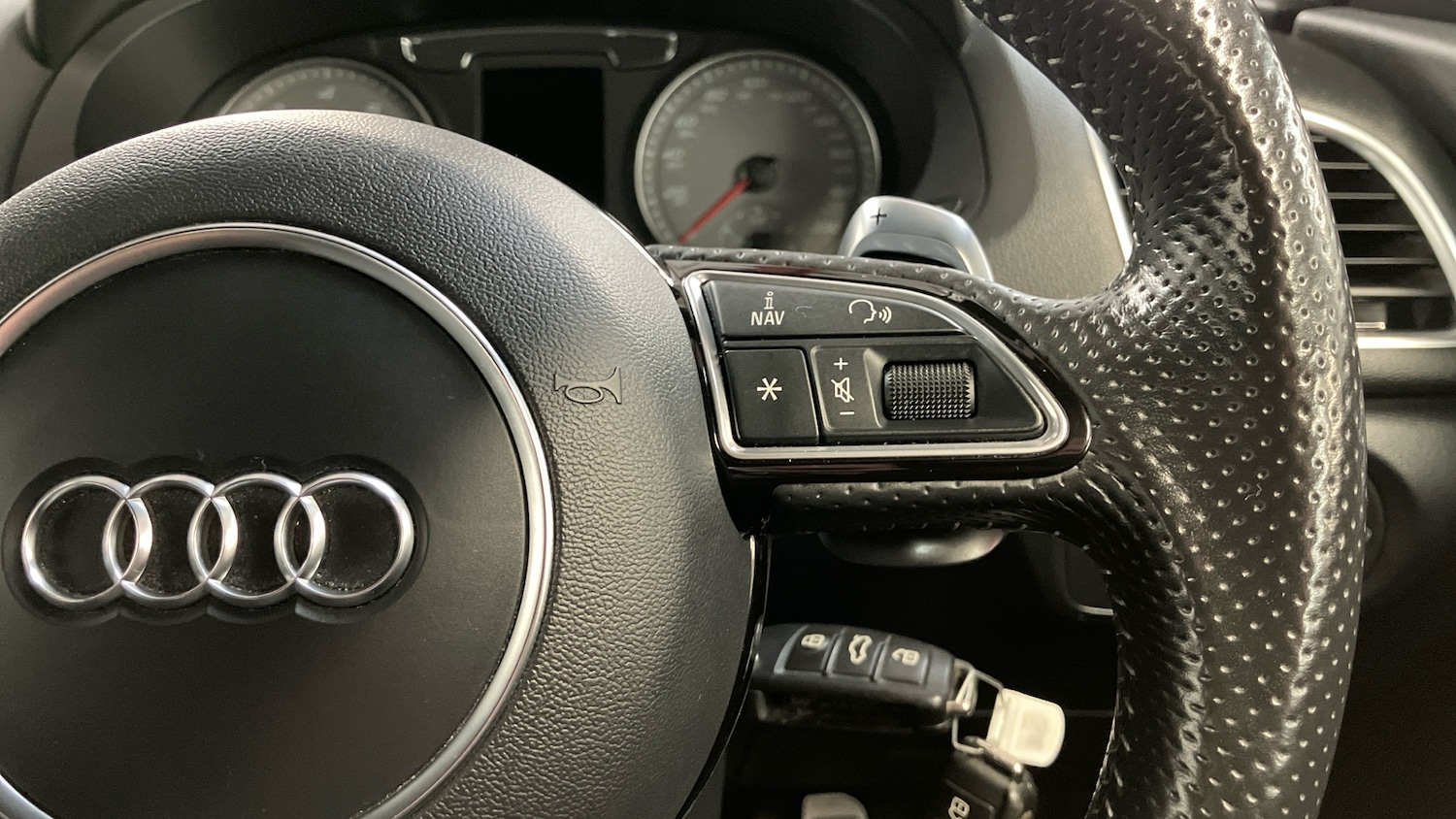 Used Audi RS Q3 2015 for sale - 76477779: Photo 18