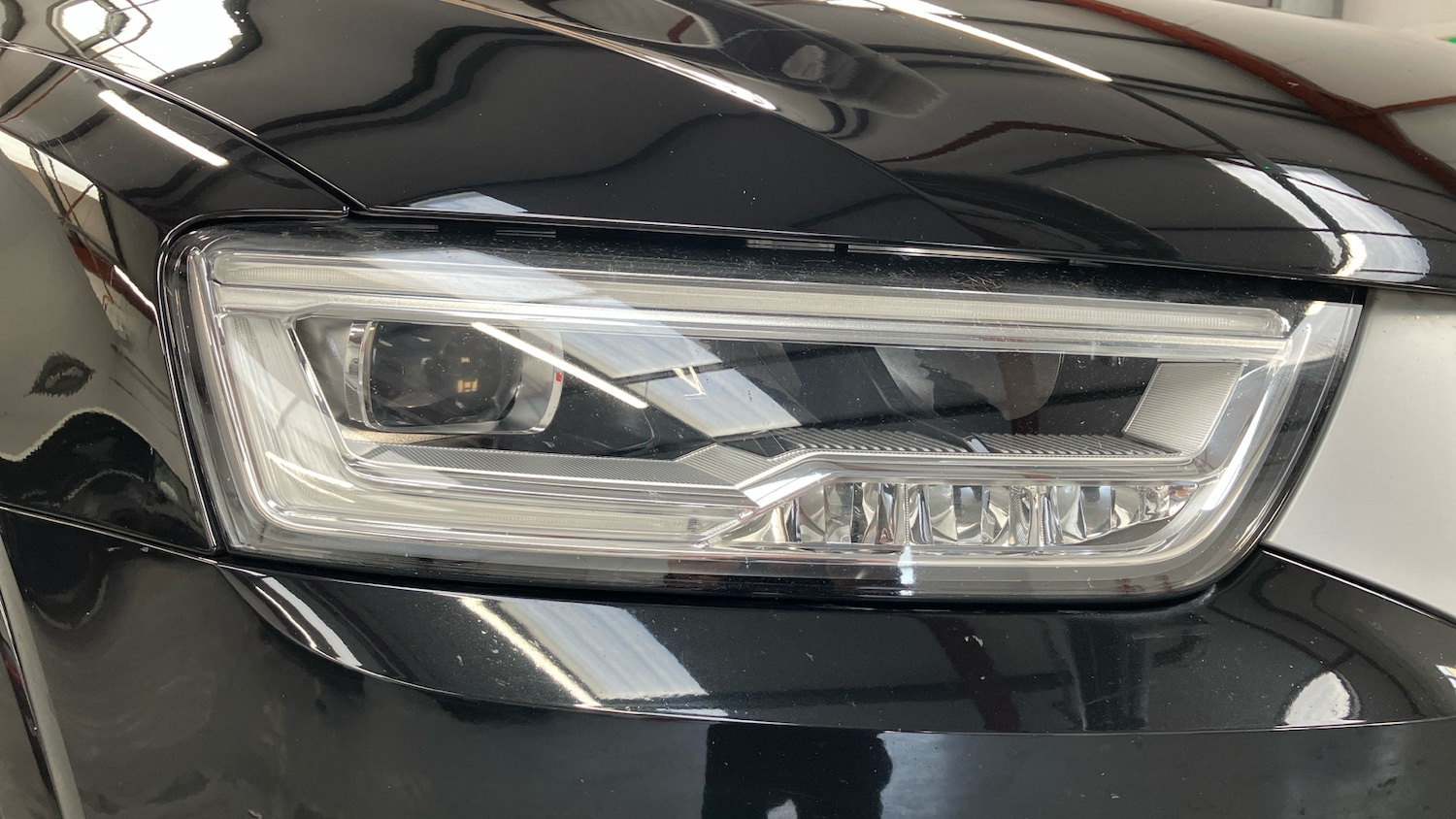 Used Audi RS Q3 2015 for sale - 76477779: Photo 23