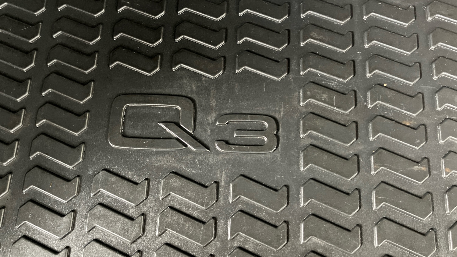 Used Audi RS Q3 2015 for sale - 76477779: Photo 30