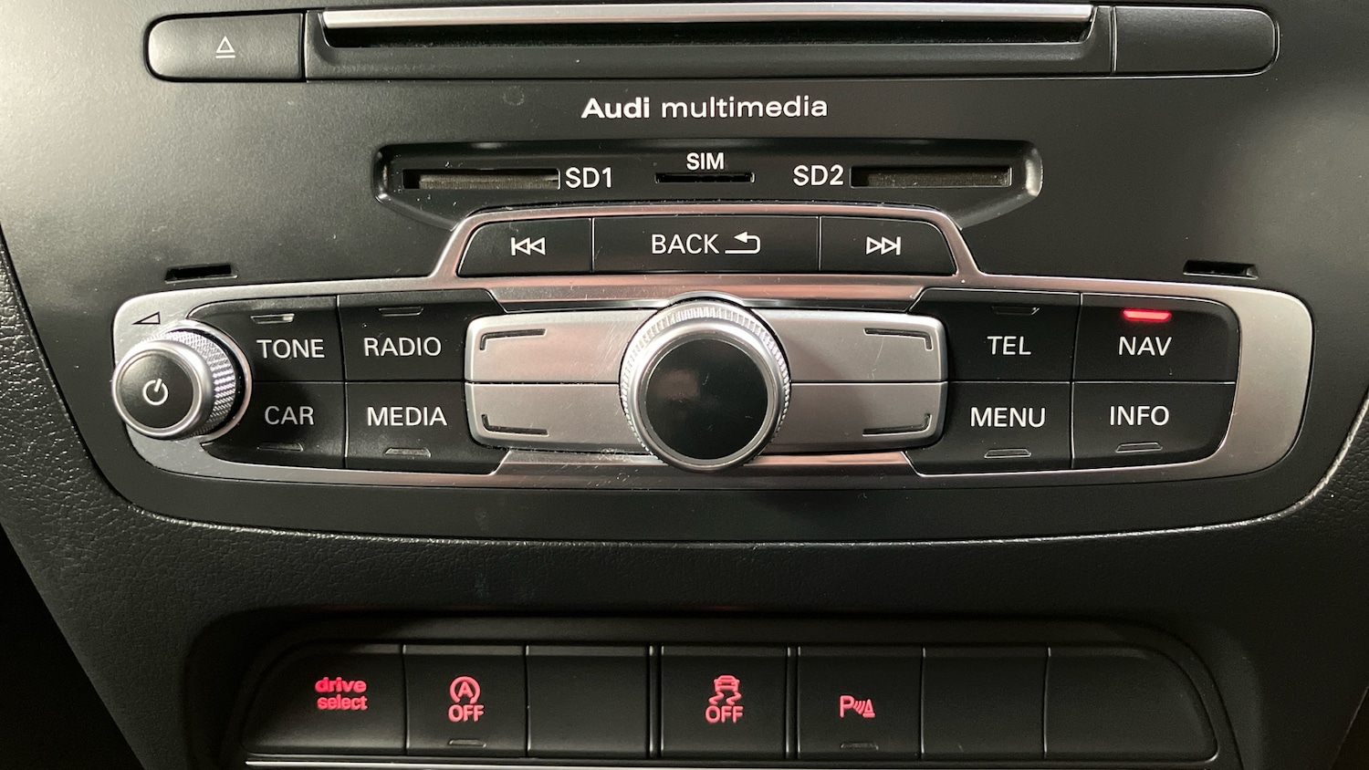 Used Audi RS Q3 2015 for sale - 76477779: Photo 53