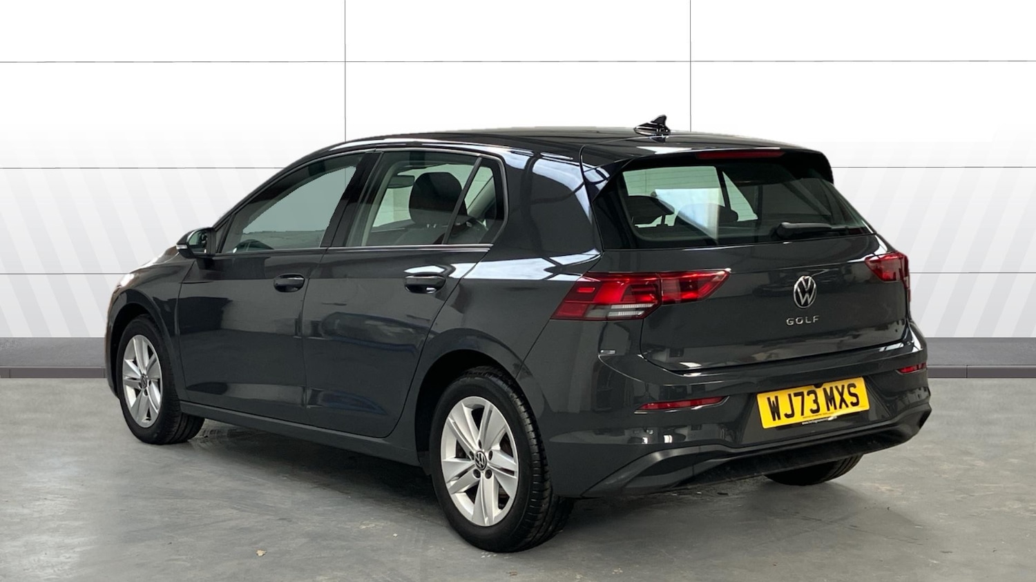 Used Volkswagen Golf 2023 for sale - 76741041: Photo 2