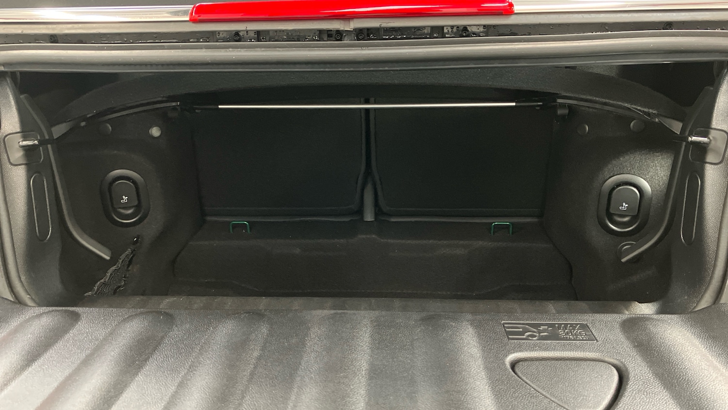 Used MINI Convertible 2024 for sale - 76490394: Photo 13