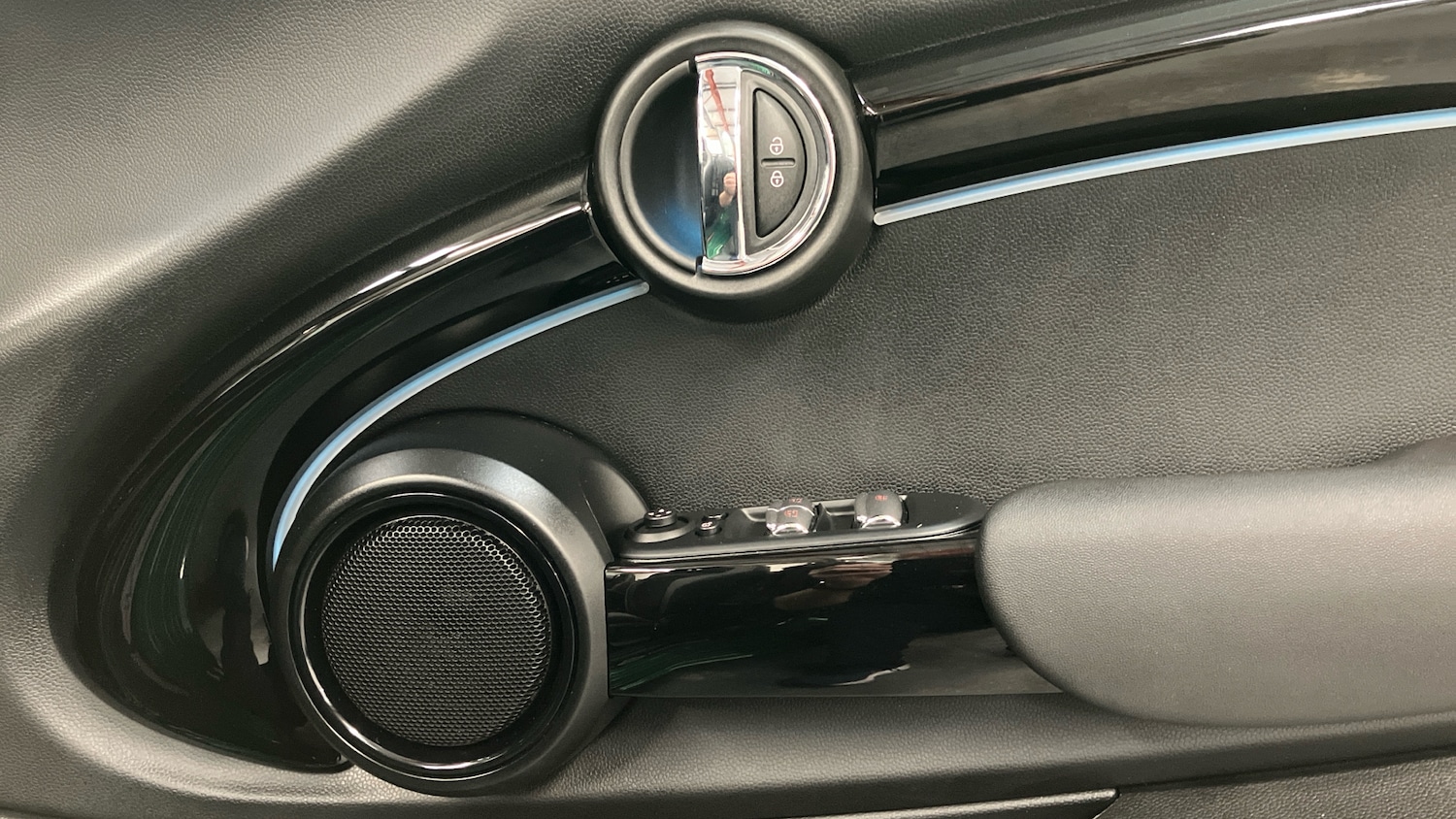 Used MINI Convertible 2024 for sale - 76490394: Photo 20