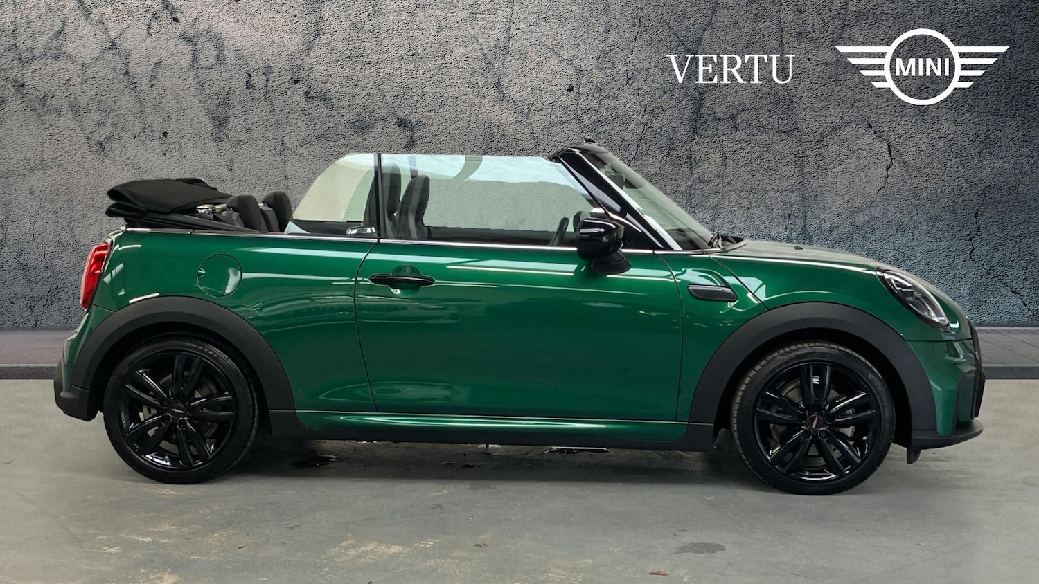 Used MINI Convertible 2024 for sale - 76490394: Photo 3