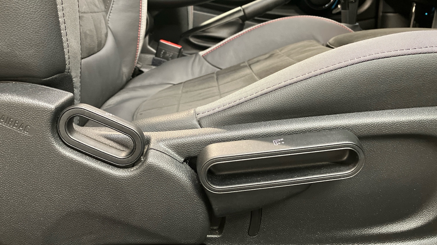 Used MINI Convertible 2024 for sale - 76490394: Photo 43