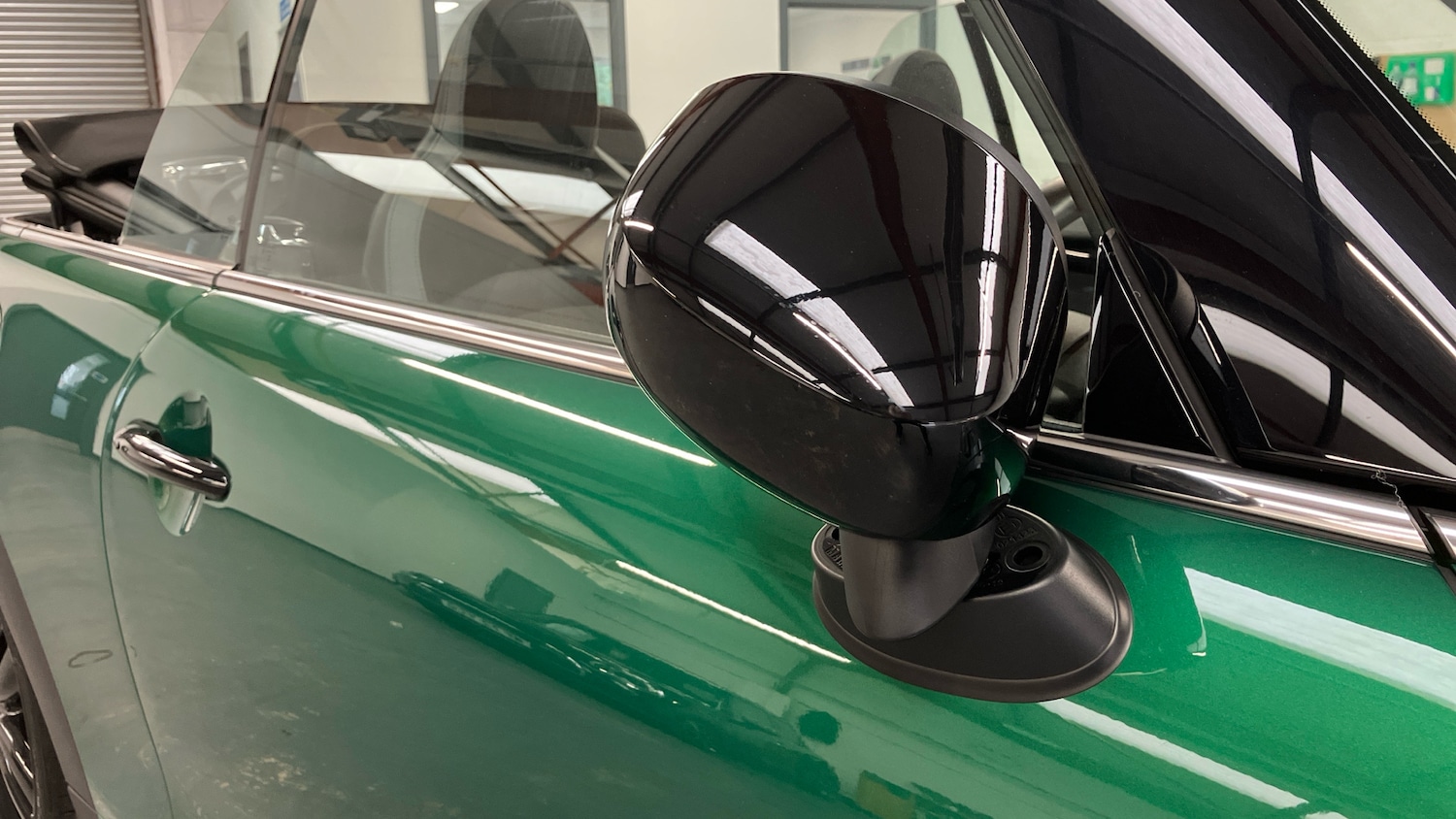 Used MINI Convertible 2024 for sale - 76490394: Photo 44