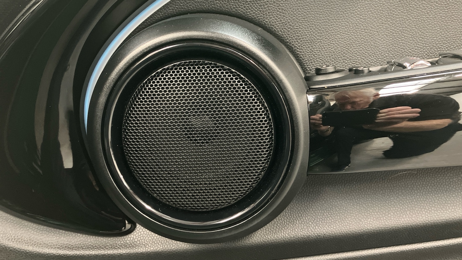 Used MINI Convertible 2024 for sale - 76490394: Photo 46