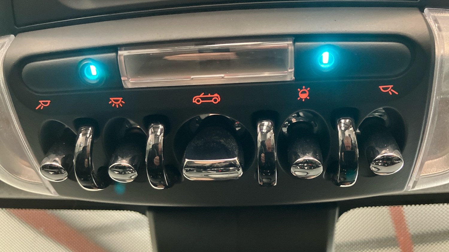 Used MINI Convertible 2024 for sale - 76490394: Photo 50