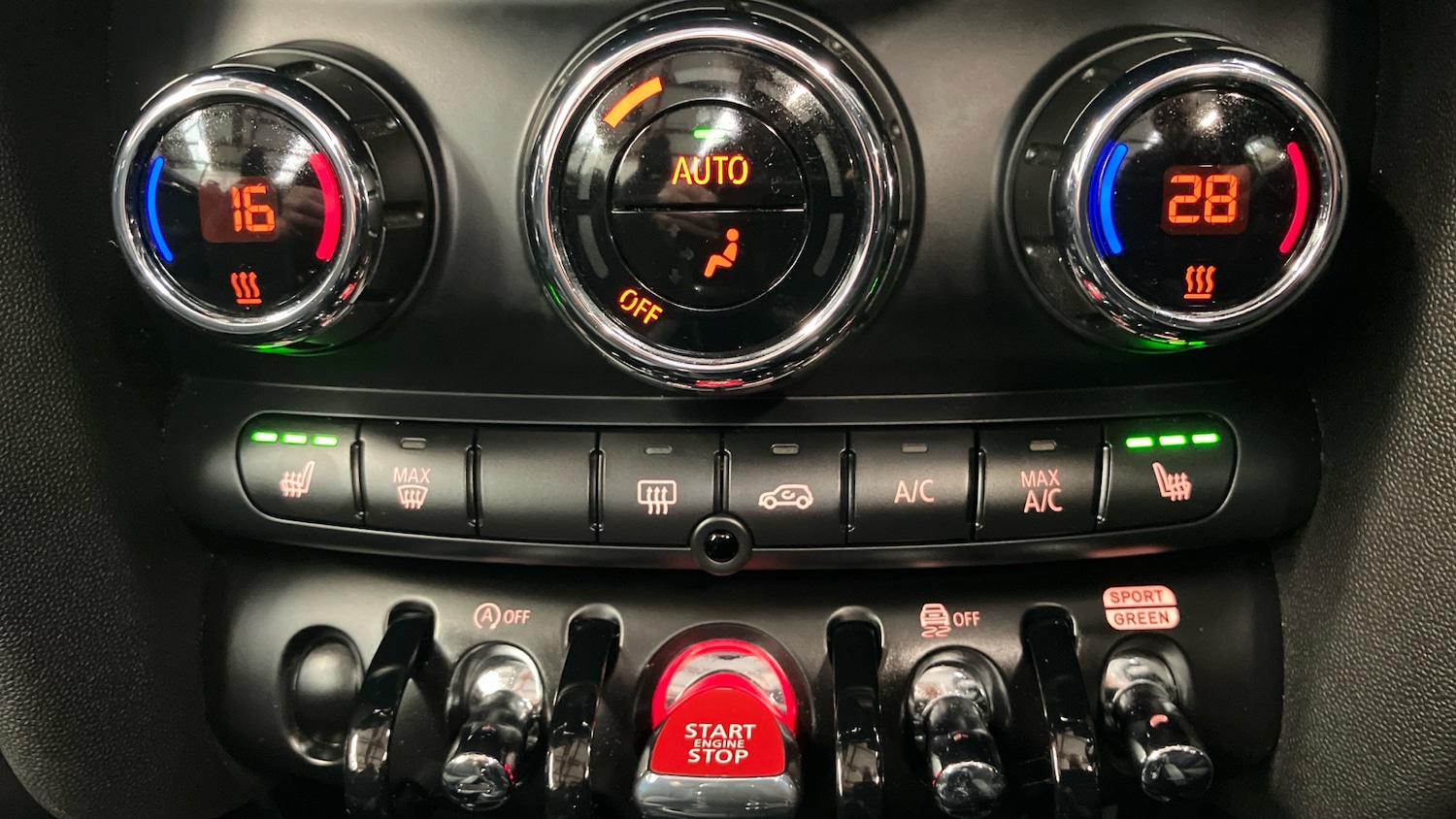 Used MINI Convertible 2024 for sale - 76490394: Photo 51