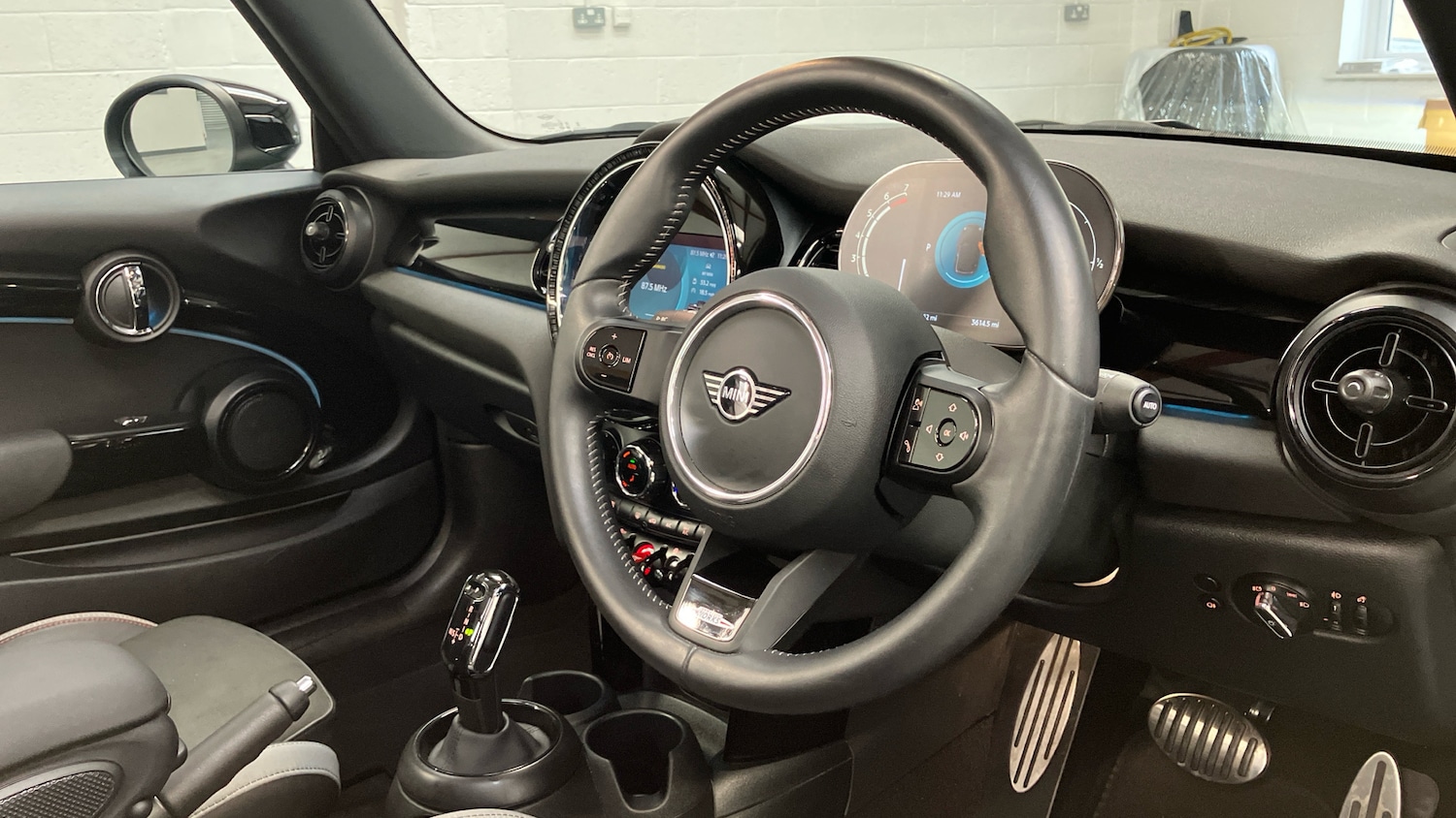 Used MINI Convertible 2024 for sale - 76490394: Photo 6