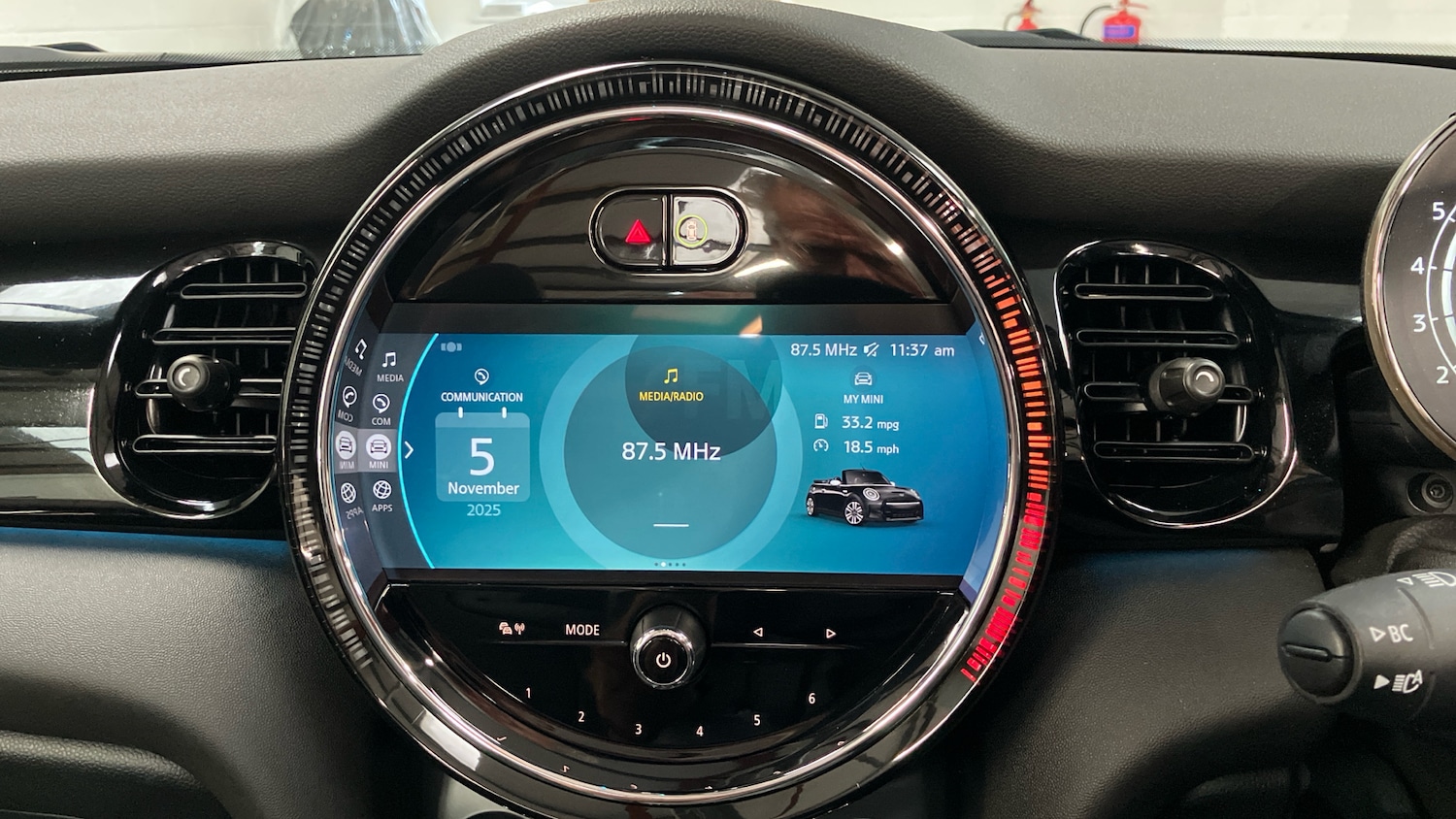 Used MINI Convertible 2024 for sale - 76490394: Photo 8