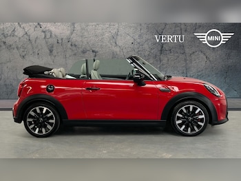 Used MINI Convertible 2021 for sale - 76322460: Photo