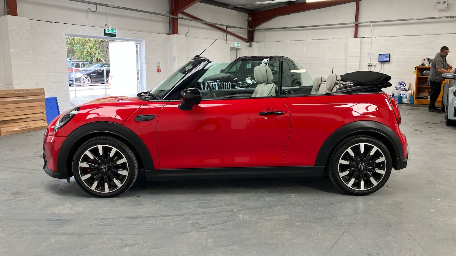 Used MINI Convertible 2021 for sale - 76322460: Photo 40