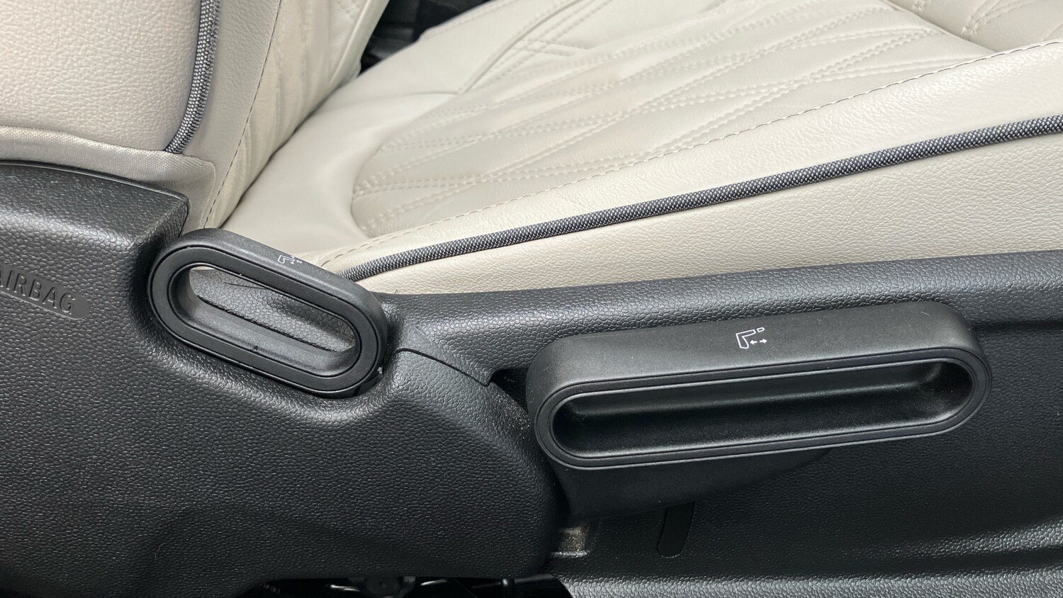 Used MINI Convertible 2021 for sale - 76322460: Photo 43