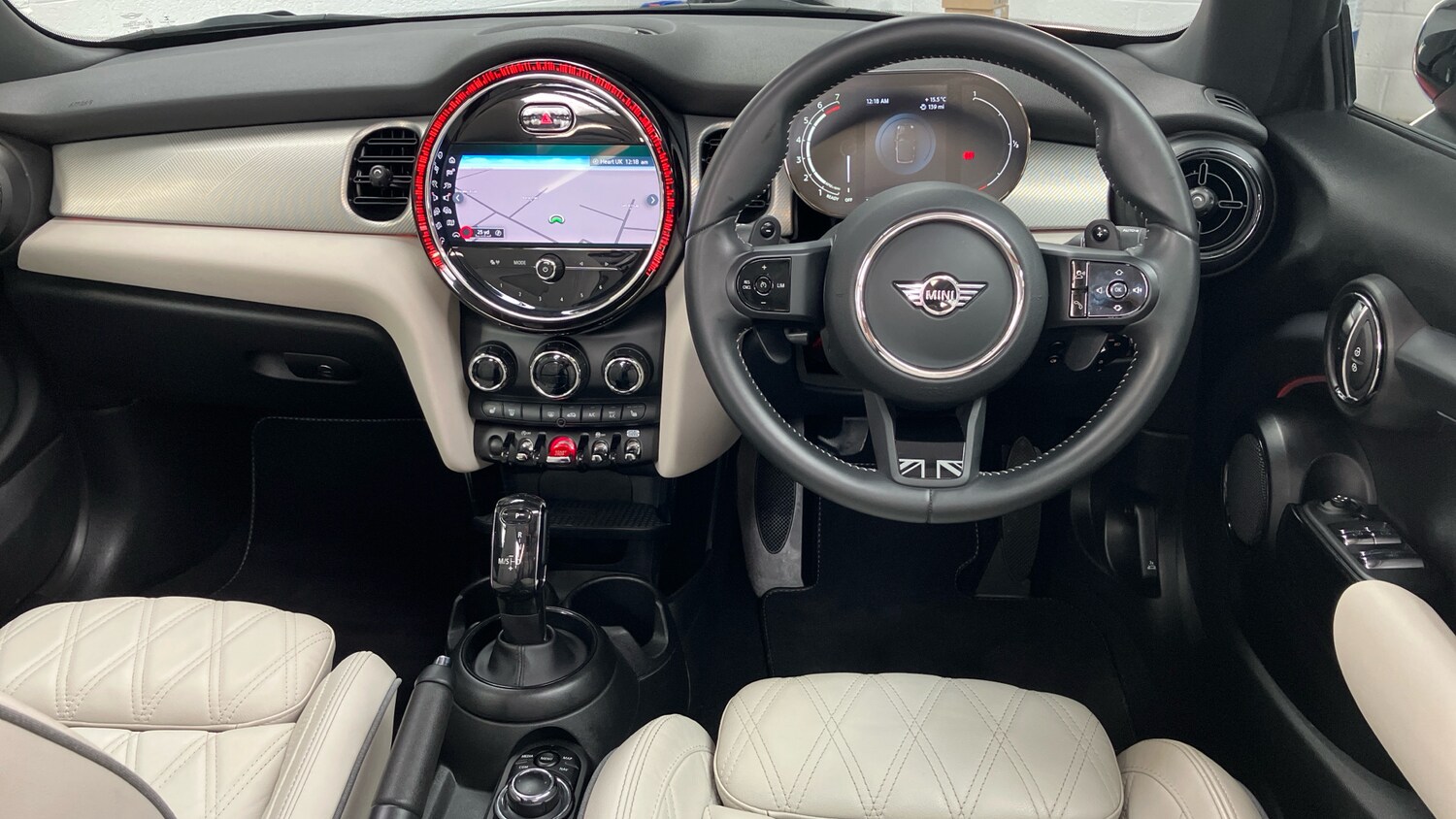 Used MINI Convertible 2021 for sale - 76322460: Photo 5