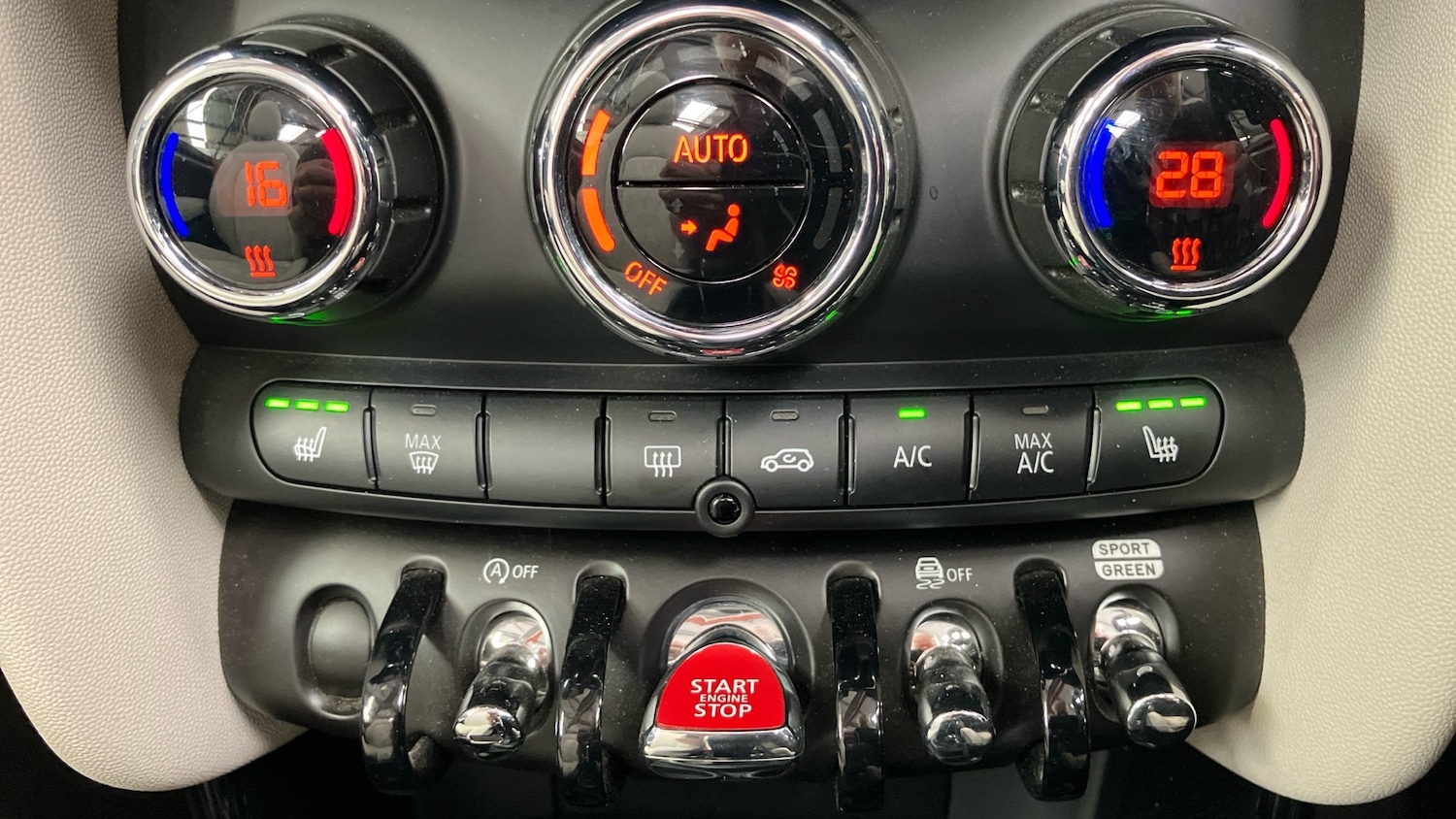Used MINI Convertible 2021 for sale - 76322460: Photo 50