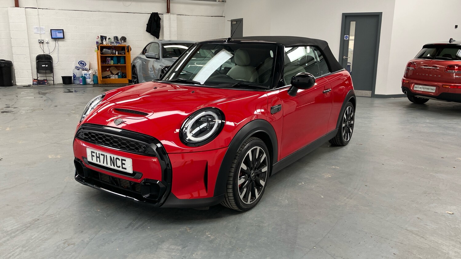 Used MINI Convertible 2021 for sale - 76322460: Photo 65