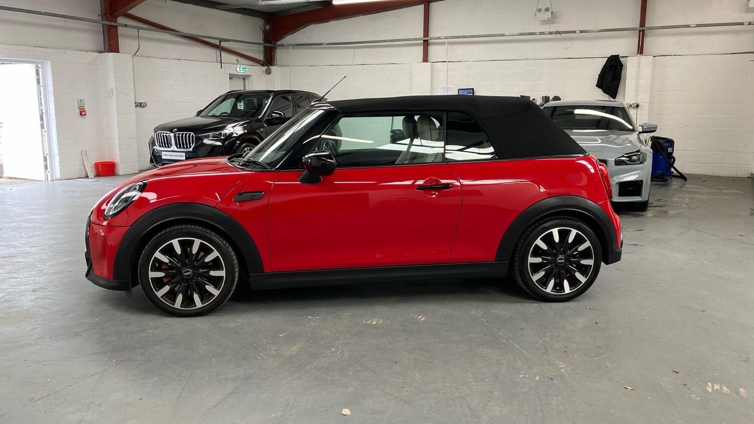 Used MINI Convertible 2021 for sale - 76322460: Photo 66