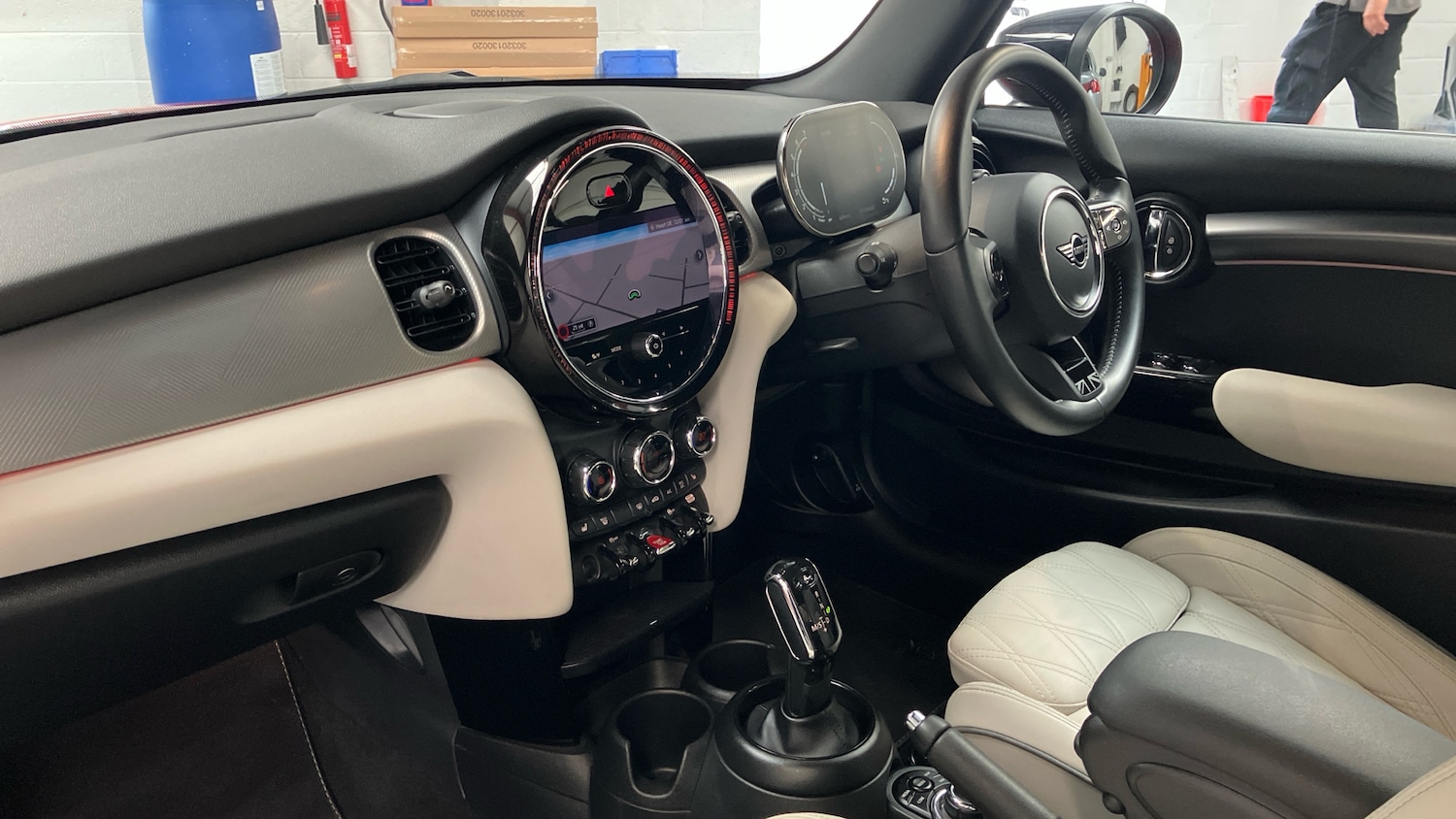 Used MINI Convertible 2021 for sale - 76322460: Photo 7