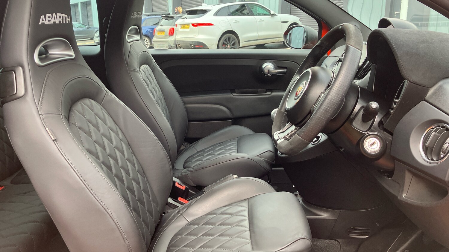 Used Abarth 695 2023 for sale - 77325978: Photo 11