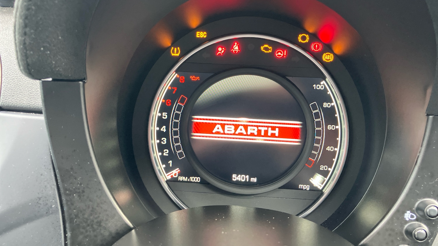 Used Abarth 695 2023 for sale - 77325978: Photo 9