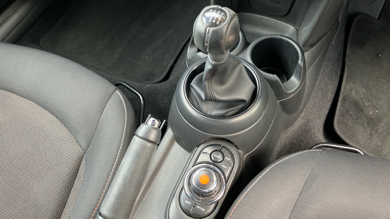 Used MINI Convertible 2018 for sale - 76362859: Photo 10