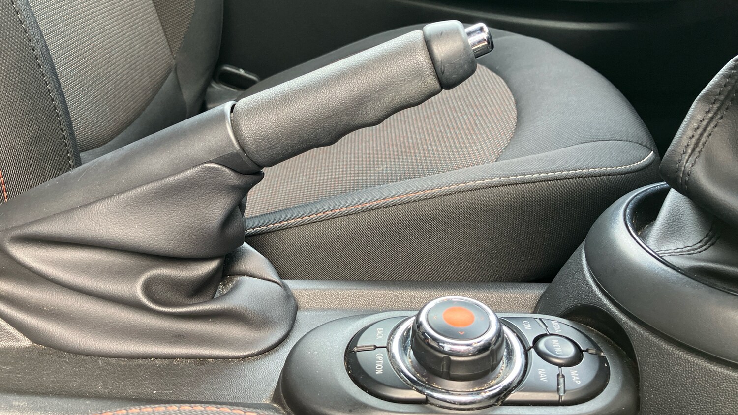 Used MINI Convertible 2018 for sale - 76362859: Photo 19