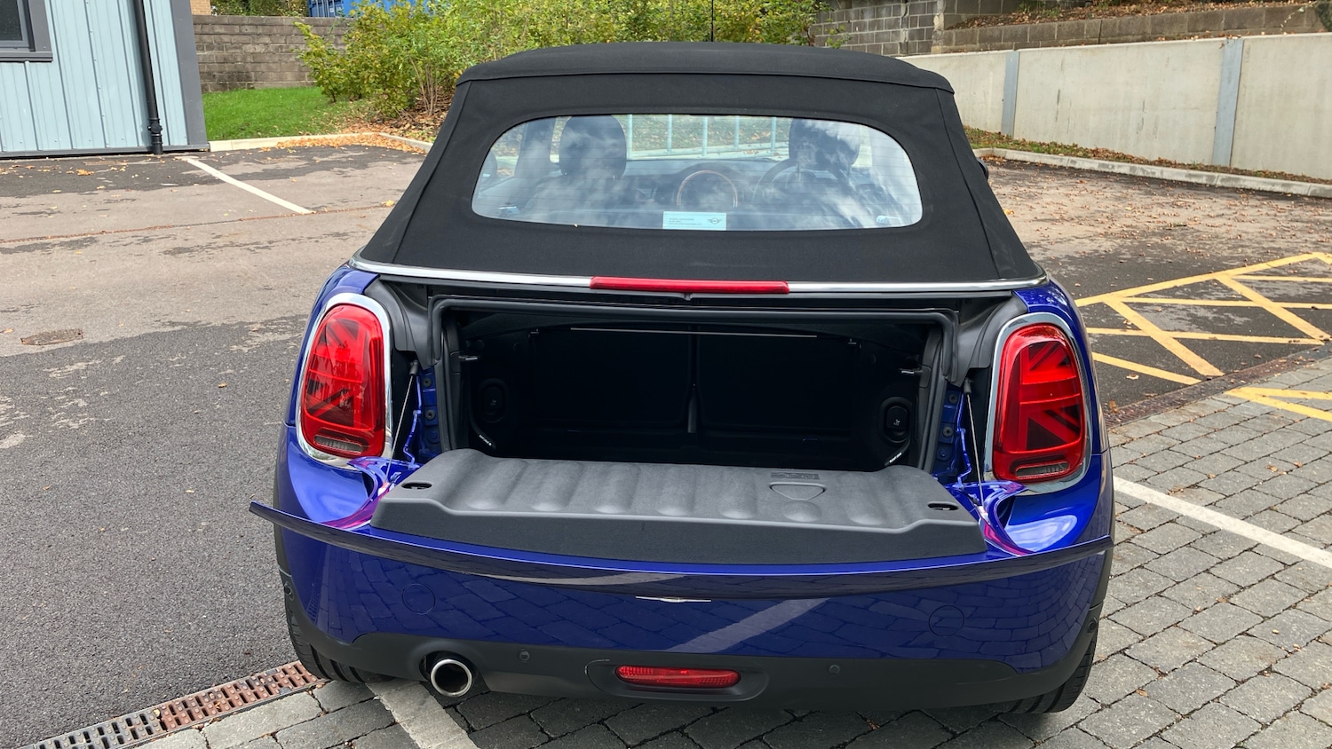Used MINI Convertible 2018 for sale - 76362859: Photo 29