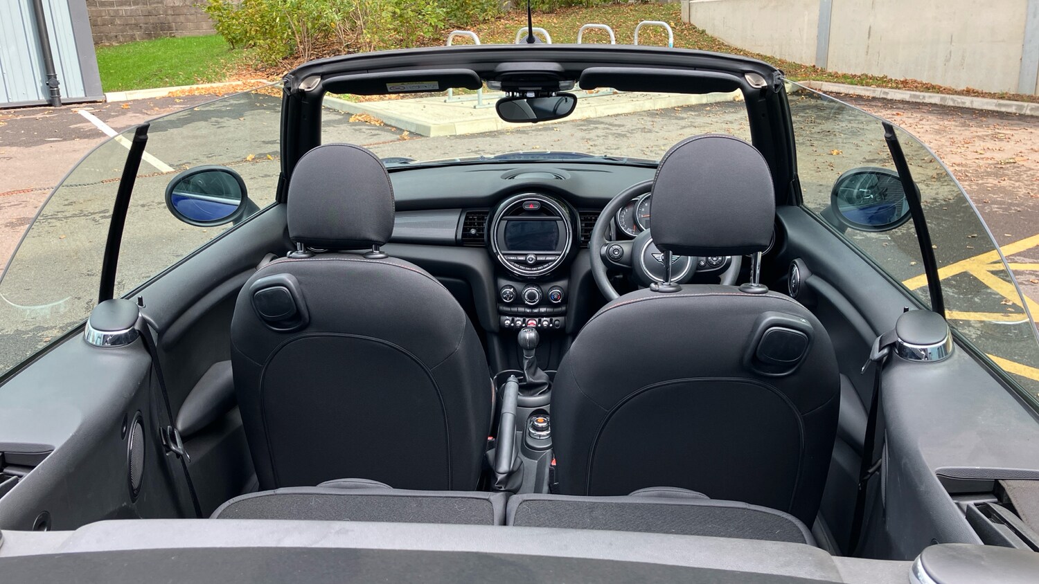 Used MINI Convertible 2018 for sale - 76362859: Photo 30
