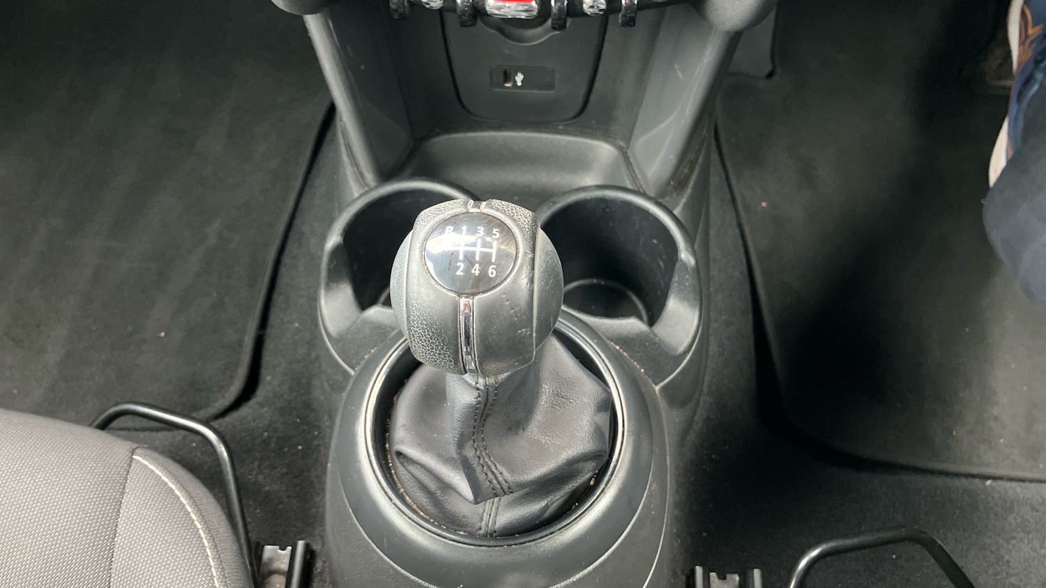 Used MINI Convertible 2018 for sale - 76362859: Photo 48