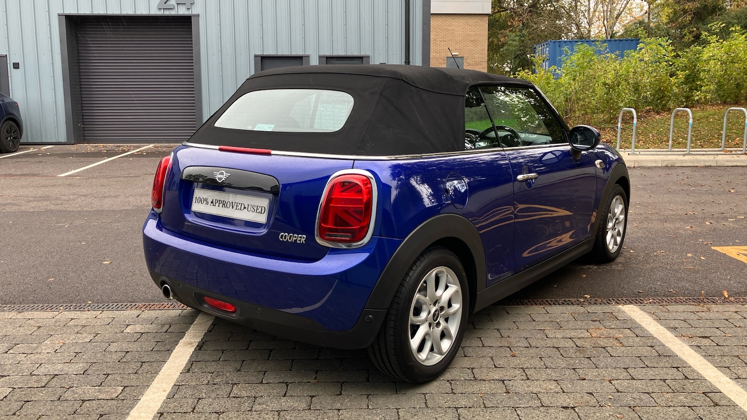 Used MINI Convertible 2018 for sale - 76362859: Photo 68