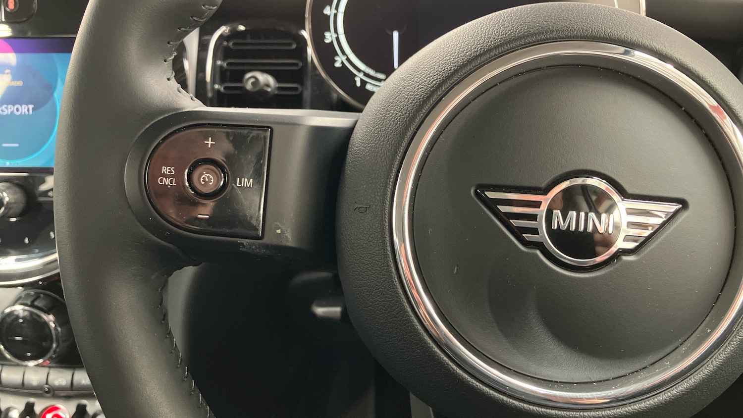 Used MINI Hatch 2024 for sale - 78197323: Photo 17