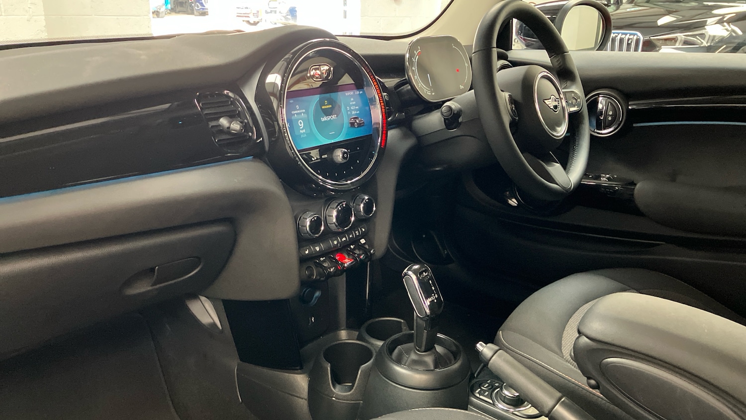 Used MINI Hatch 2024 for sale - 78197323: Photo 7