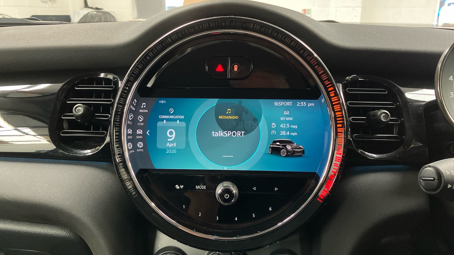 Used MINI Hatch 2024 for sale - 78197323: Photo 8