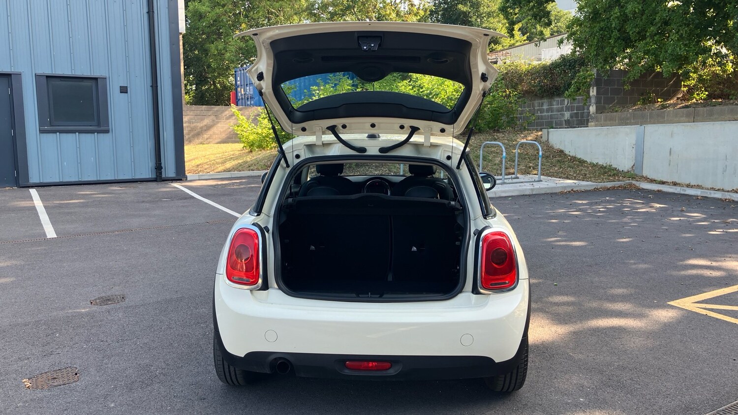 Vehicle 32