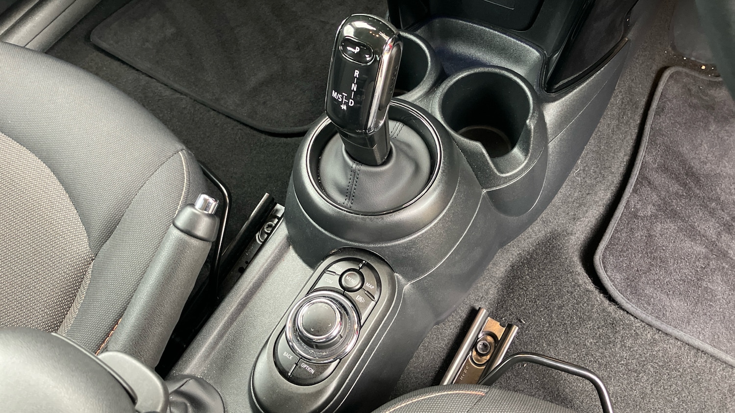 Used MINI Hatch 2023 for sale - 76639609: Photo 10