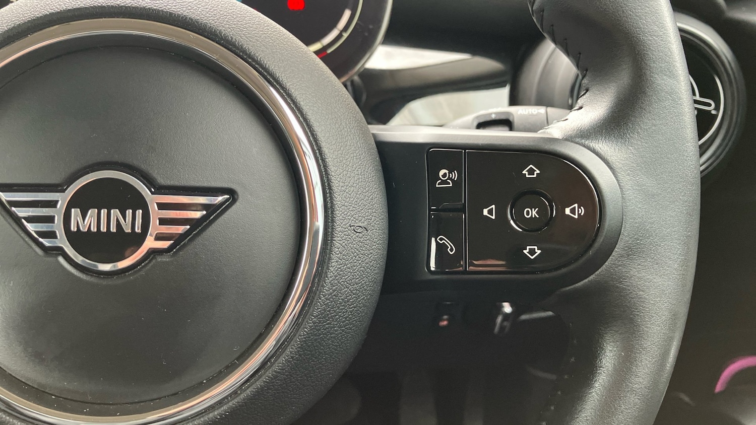 Used MINI Hatch 2023 for sale - 76639609: Photo 18