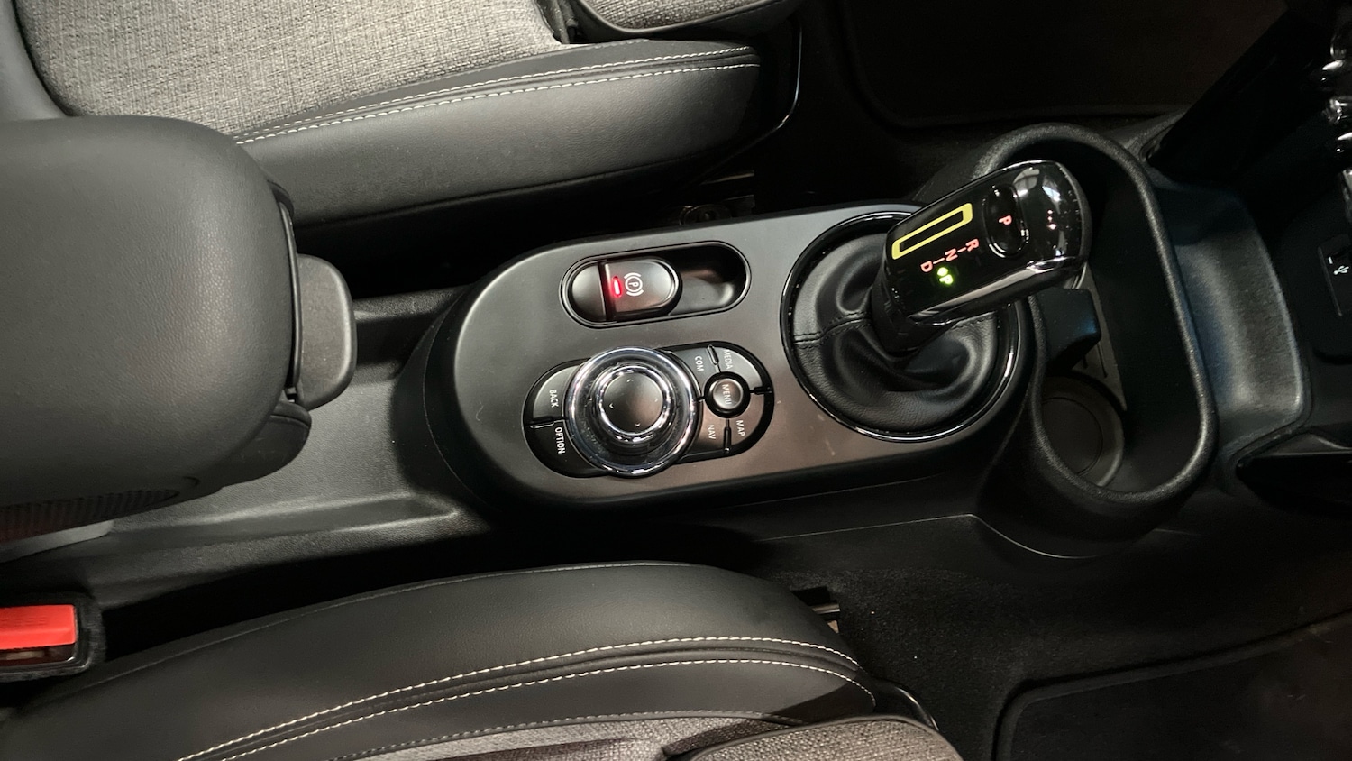 Used MINI Hatch 2022 for sale - 77326018: Photo 60