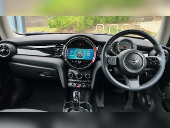 Used MINI Hatch 2022 for sale - 75526995: Photo